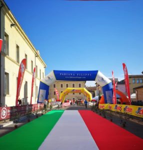 Mezza maratona Citta’di Foligno  La collaborazione con i Lions :  “Zona D della  9^ Circoscrizione”
