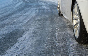 Meteo ghiaccio sulle strade: Squadre della Provincia al lavoro dall' alba di oggi 