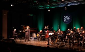 Colours Jazz Orchestra American Songbook  grande successo a Terni 